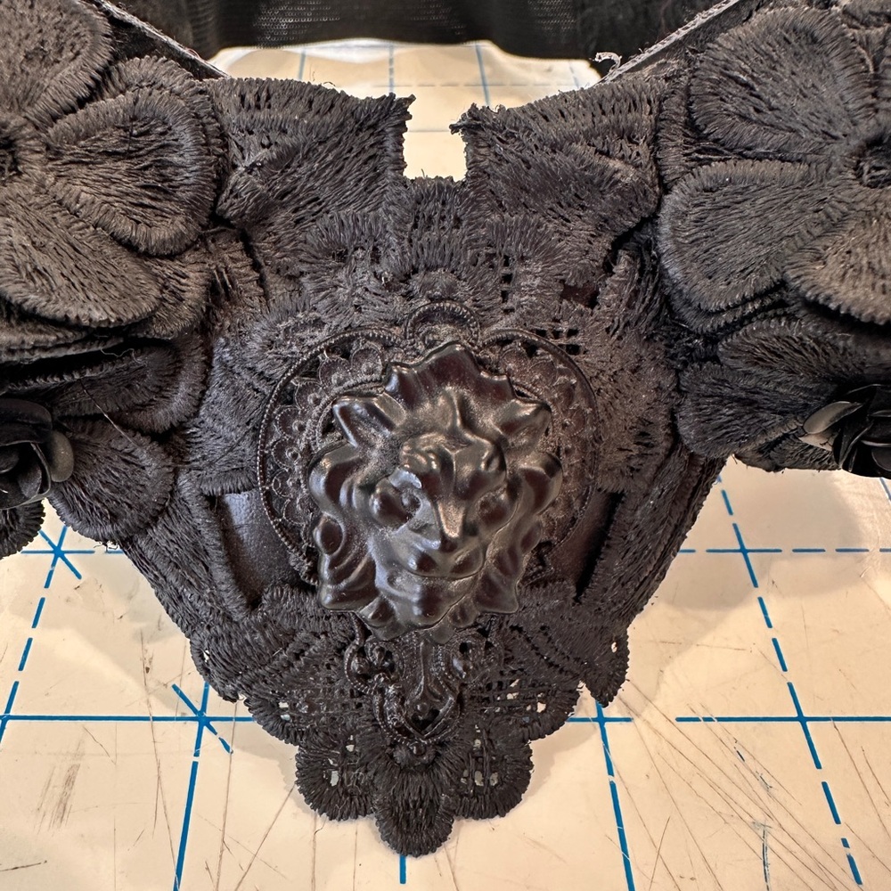 Black Gothic long horns with lace detail - Women Accessories - Picture 3 of 7